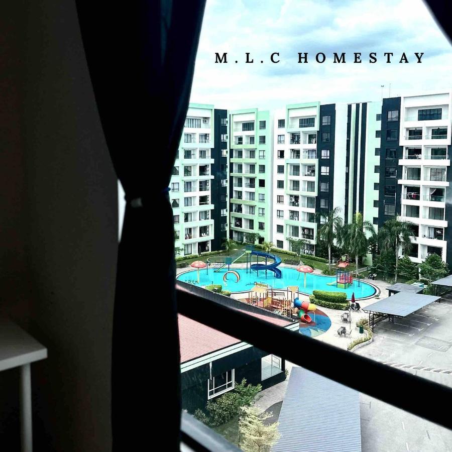 3 Bedrooms 2 Bathrooms Ipoh Waterpark Comfy Home - Pool & Mountain View Kültér fotó